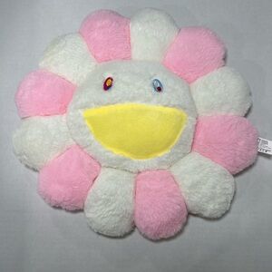 Murakami pillow